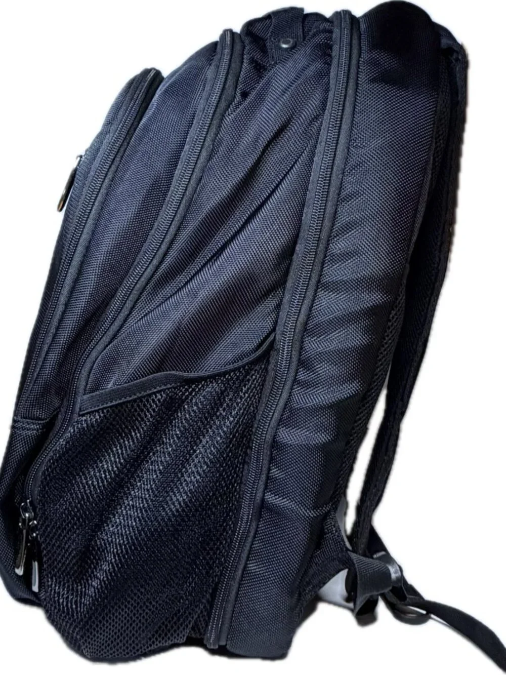 Kenneth Cole Reaction Travel Laptop Backpack style 5703095N